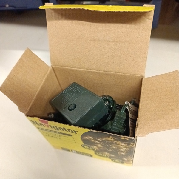 Светодиодная гирлянда Navigator Нить длиной 6.5 метра с зеленым ПВХ проводом, теплый белый цвет светодиодов , 8 режимов свечения, 230 Вольт.