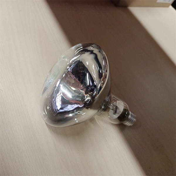 Инфракрасная прозрачная лампа ИКЗ прозрачная мощностью 250 Ватт на 215-225 Вольт с цоколем E27.