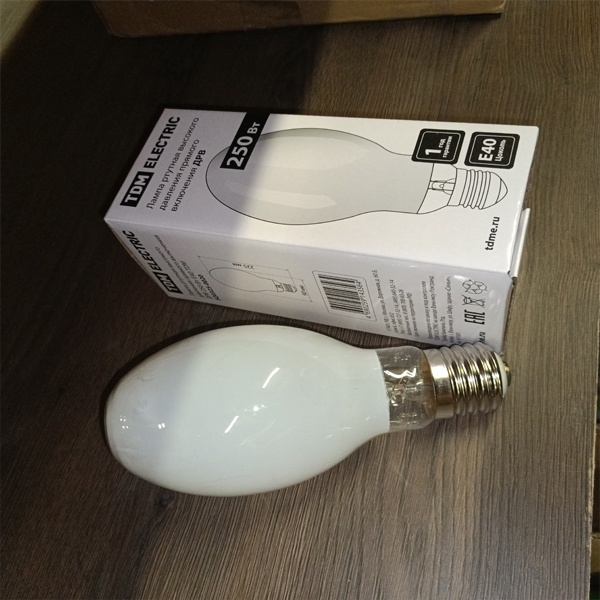 Ртутная газоразрядная, бездроссельная лампа ТДМ, мощностью 250 Ватт, с цоколем E40