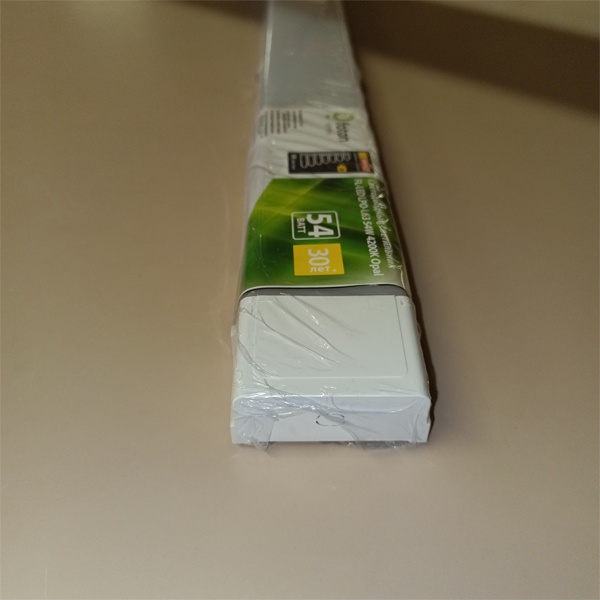 Cветодиодный накладной светильник мощность 54 Ватта белый свет, опаловый рассеиватель