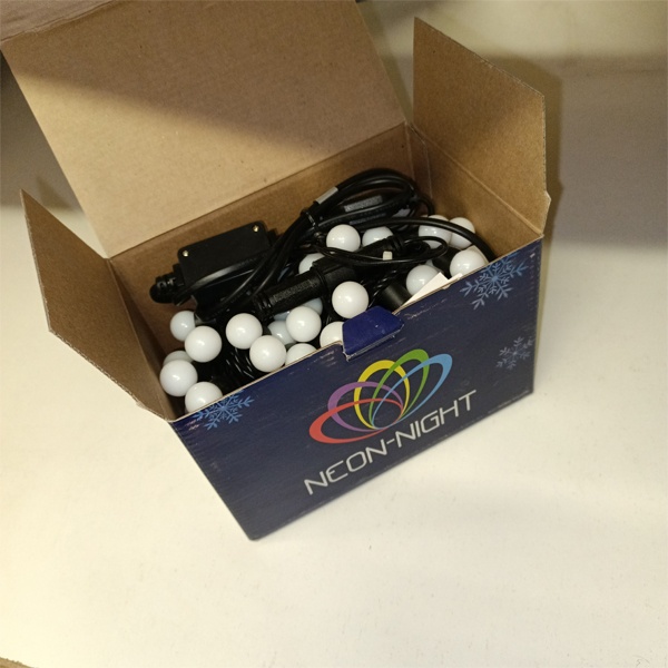 Светодиодная уличная гирлянда Дюраплей LED 20м, 200 LED, черный каучук, белое свечение, 230В Neon-Night