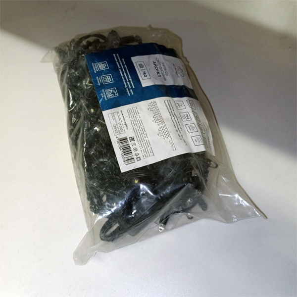 Уличная гирлянда Айсикл (бахрома) светодиодная, 4,8 х 0,6 м, черный провод, 230 В, 176 LED, белая NEON-NIGHT