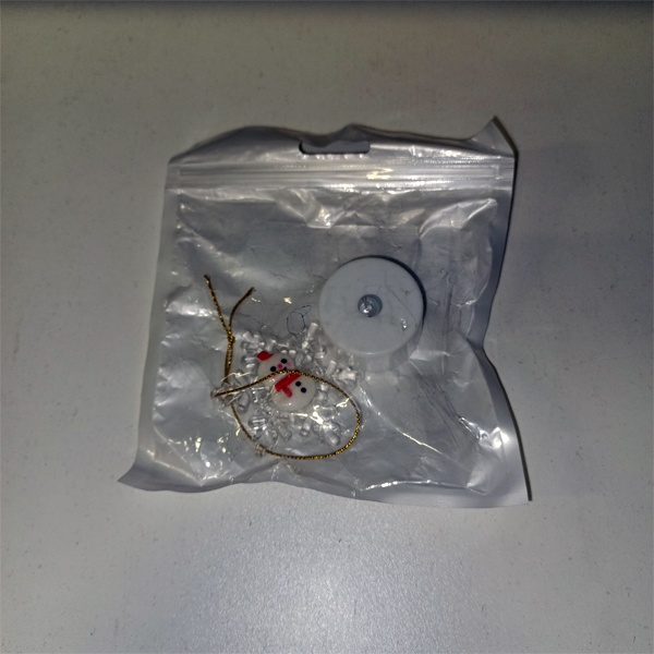 Светодиодная новогодняя декоративная фигурка на присоске