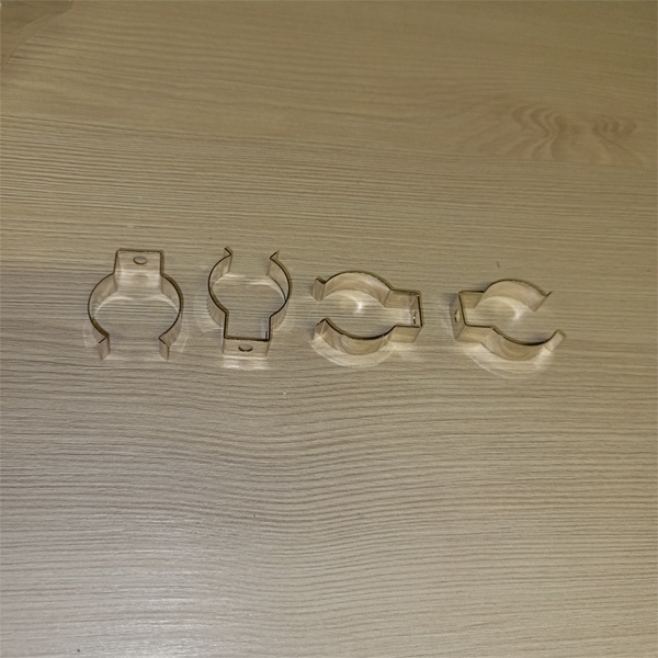 Клипса для крепления линейных люминесцентных ламп Т8 диаметром 26мм с цоколем G13