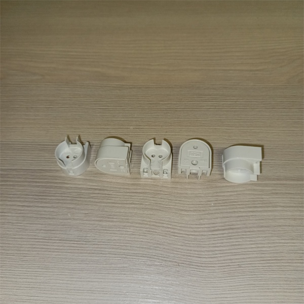 Накидной патрон ТДМ G5 для линейных люминесцентных ламп Т5.