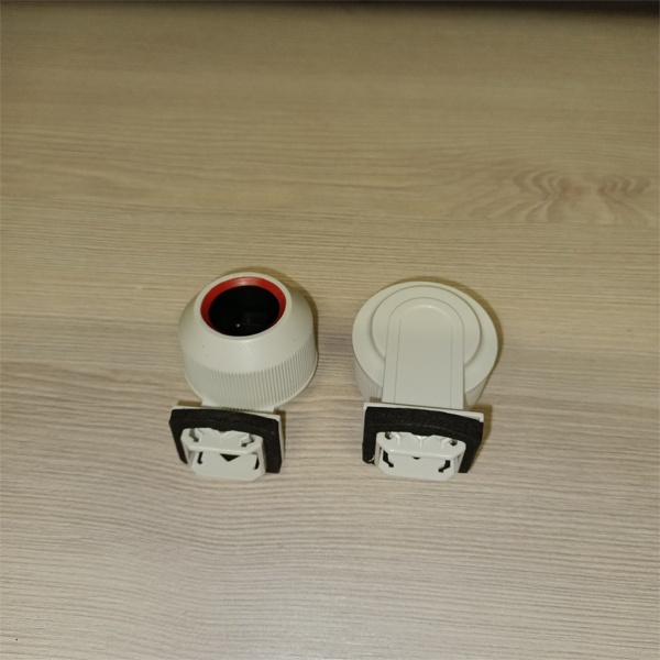 Патрон влагонепроницаемый для люминесцентных ламп Т8 с цоколем G13.