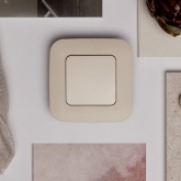 Выключатель одноклавишный ИЭК FLITE ВС11-1-0-ФлСл 10А сливочный