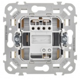 Переключатель одноклавишный ИЭК FLITE ВС61-1-0-ФлСл 10А сливочный