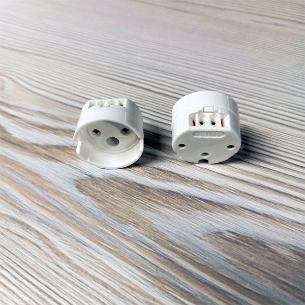 Накидной патрон G13 для линейных люминесцентных ламп Т8.