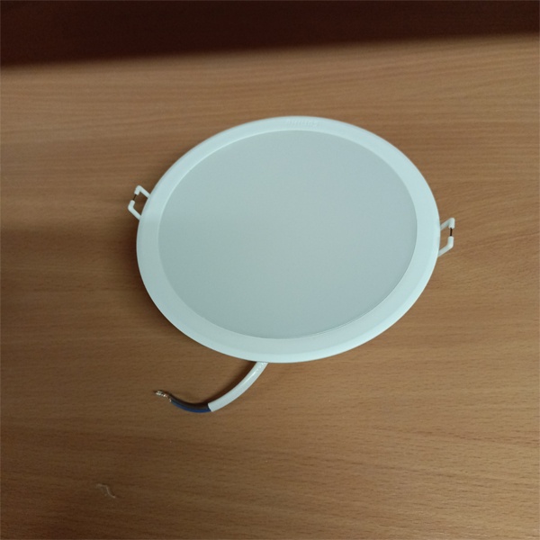 Встраиваемый светодиодный светильник круглой формы Филипс Даунлайт Мейсон, мощностью 17 Ватт, белый свет