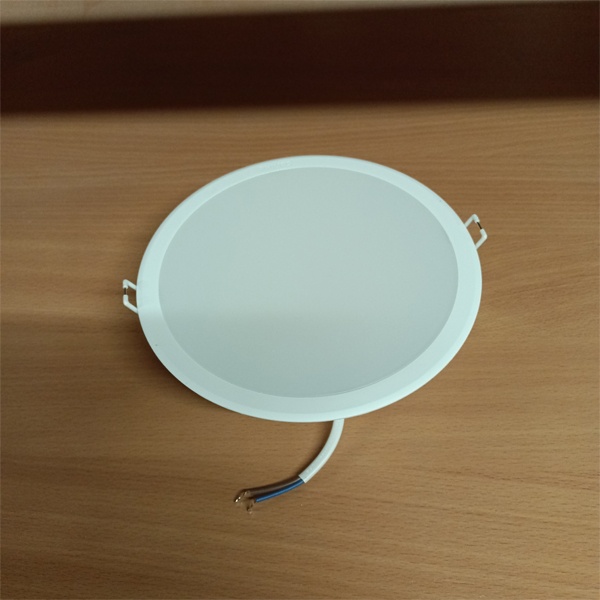 Встраиваемый светодиодный светильник круглой формы Филипс Даунлайт Мейсон, мощностью 21 Ватт, холодный белый свет