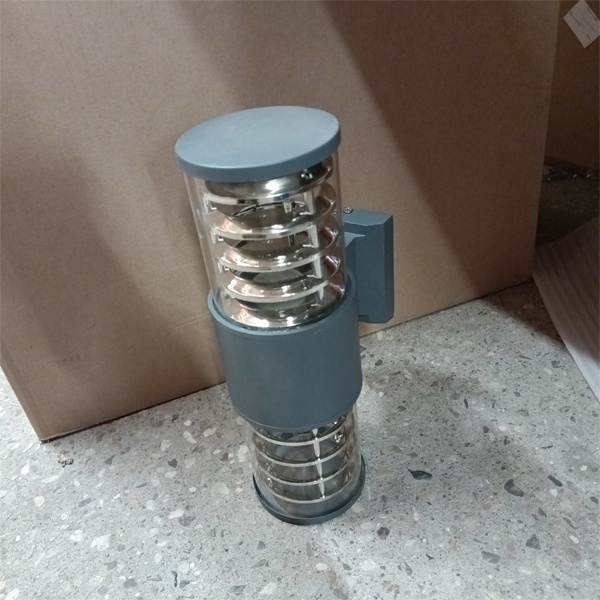 Светильник садово-парковый Feron DH0802, на стену вверх/вниз, E27 230V, серый