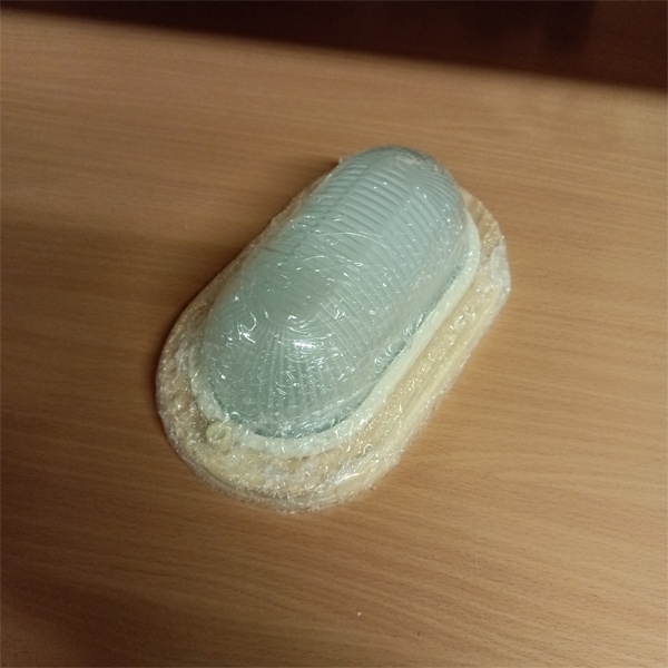 Накладной, влагозащищенный светильник серии Кантри Ферон, для бани и сауны, максимальная мощность лампы 60 Ватт, цвет клён,