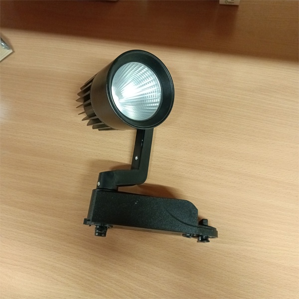 Светодиодный прожектор для трековых систем JazzWay PTR 01, 25Вт, нейтральный белый свет, черный корпус