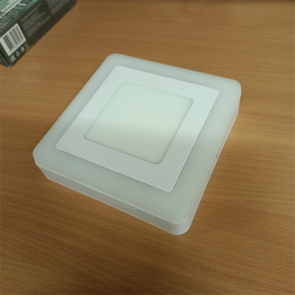 Белый тонкий квадратный LED светильник Гаусс Бэклайт с подсветкой, мощностью 6Вт+3Вт, белый свет.