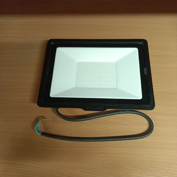 Влагозащищенный, светодиодный прожектор Филипс BVP150 LED59/CW, 70Вт, холодный дневной свет