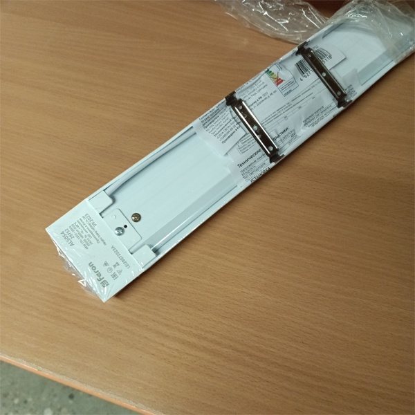Светодиодный линейный светильник Ферон AL5054, холодный свет