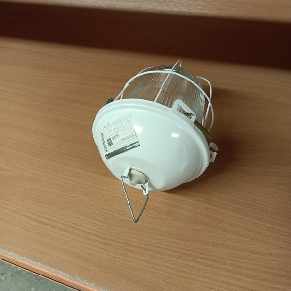 Сигнальный подвесной светильник НСП 02-100 ТДМ, под лампу с цоколем E27 макс. мощностью 60 Ватт, с решеткой