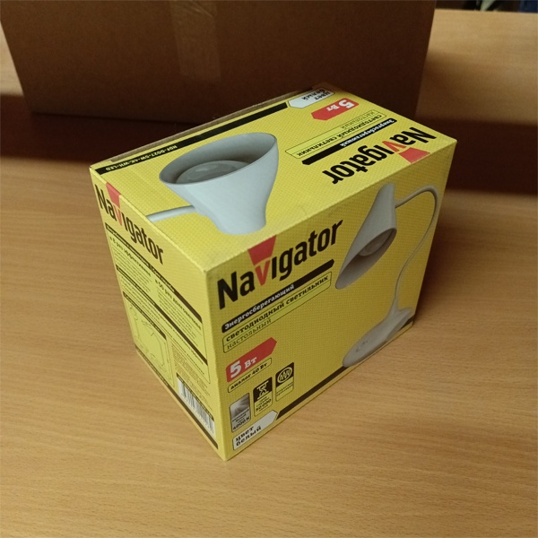 Светодиодный настольный энергосберегающий светильник Navigator мощностью 5 Ватт, нейтральный белый свет, белый корпус