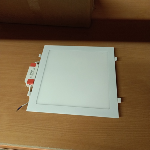 Встраиваемая светодиодная ультратонкая панель Даунлайт мощностью 24 Ватта, нейтральный белый свет