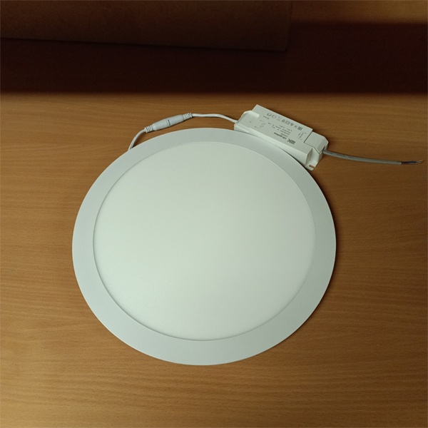 Светодиодный светильник даунлайт ДВО 1610, 24 Вт, холодный дневной свет, ИЭК