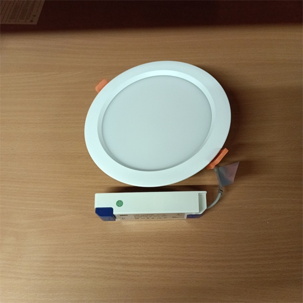 Светодиодный светильник даунлайт ДВО 1821 PRO, 24 Вт, нейтральный белый свет, ИЭК