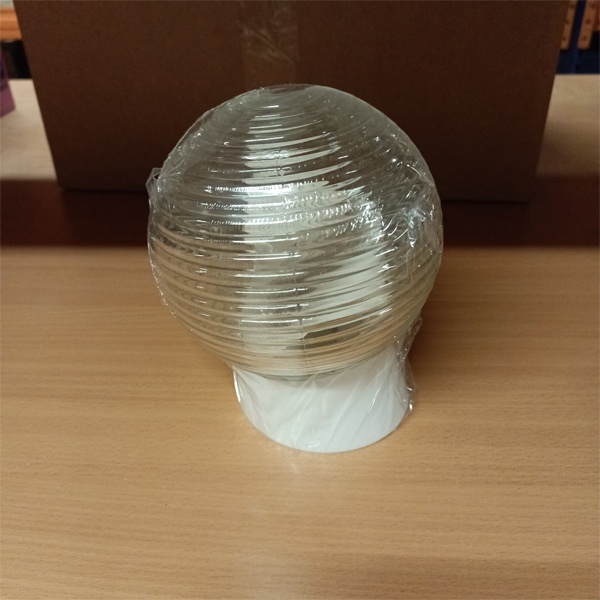 Декоративный накладной осветительный прибор ЭРА с наклонным основанием, для лампы с цоколем E27 максимальной мощностью 60 Ватт