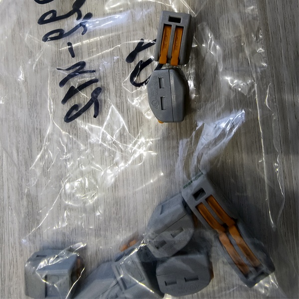 Пружинный клеммник WAGO 222 до 32 Ампер для медных проводов