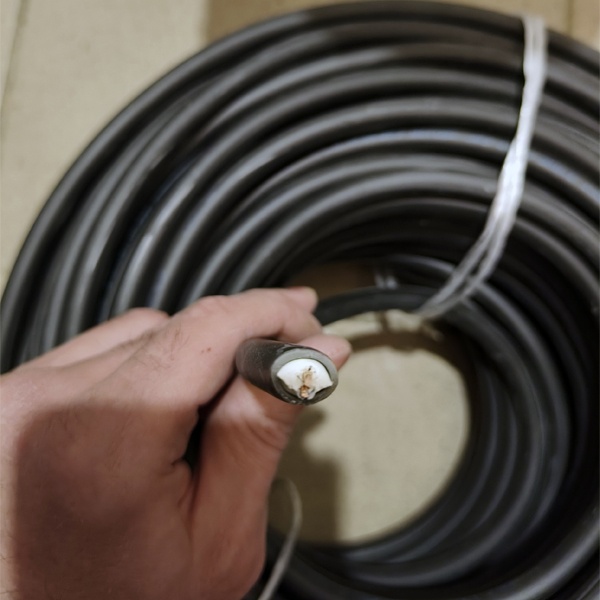 Электрический кабель ВВГ нг А LS 0,66 кВ негорючий с 2-мя медными жилами 1,5 мм2 ож (одножильные) в ПВХ изоляции