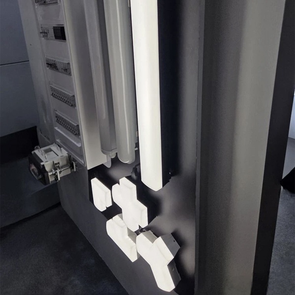 Навесной линейный LED светильник 48Вт Luma холодный дневной свет, черный корпус