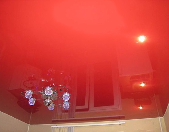 Установка потолочного светильника