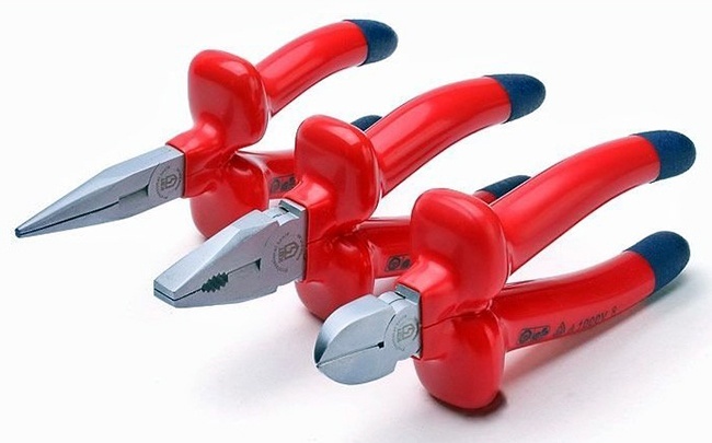 Кусачки, бокорезы, пассатижи, длинногубцы, электромонтажные клещи