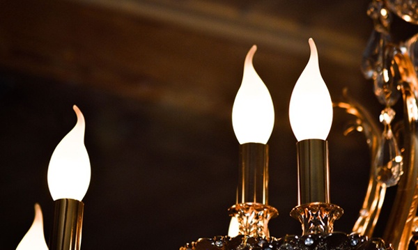 Лампы накаливания свеча на ветру