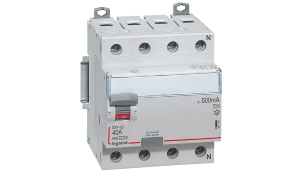 УЗО двух- и четырехполюсные ВДТ Legrand DX3  A, AC