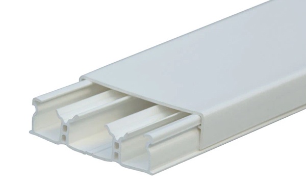 Кабель-канал DLPlus пластиковый белый Legrand