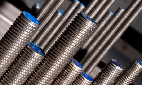 Шпильки резьбовые DIN975