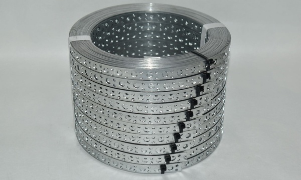 Перфорированный крепеж