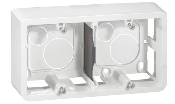 Коробки мультимедийные и накладного монтажа Legrand Mosaic