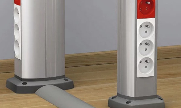 Колонны и мини-колонны под розетки 45х45