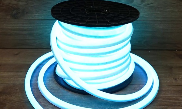 Гибкий неон D-образный