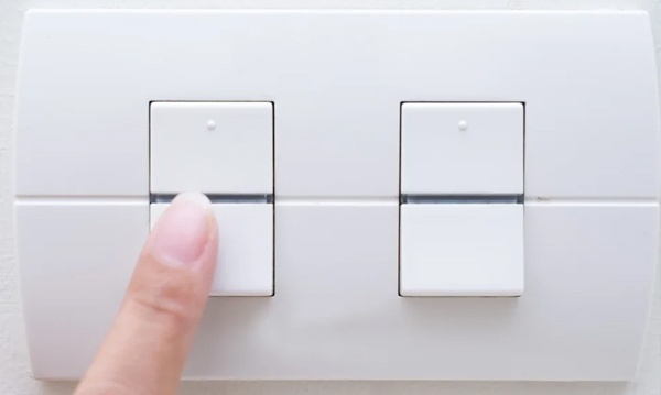 Механизмы коллекции ЭУИ DKC Avanti белое облако