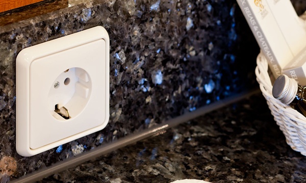 Накладки и рамки ЭУИ Jung (Юнг) серия СD