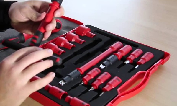 Наборы ключей диэлектрических до 1000В