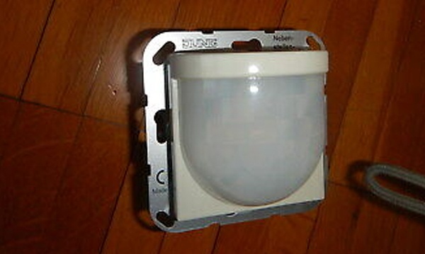 Накладки Jung серия AS Слоновая кость