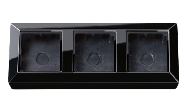 Коробки для накладного монтажа A Jung