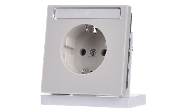 Розетки электрические 220В серии LS Jung