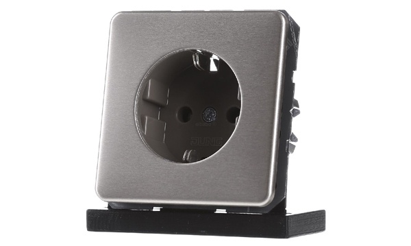 Розетки электрические 220В серии CD Jung