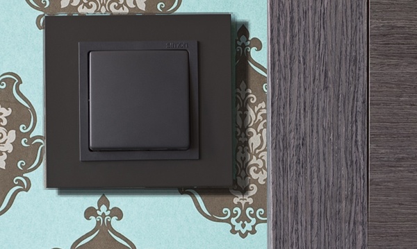 Заглушки,лампы подсветки и прочие аксессуары Simon 82