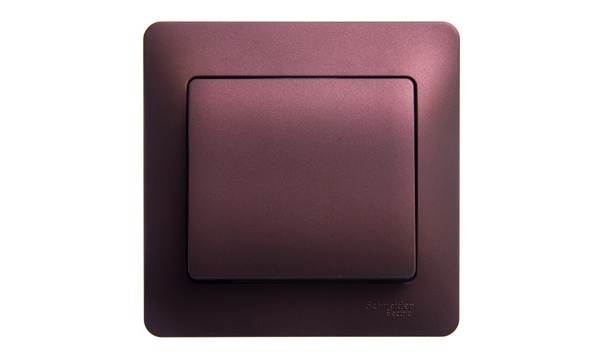 Розетки и выключатели Glossa баклажановый