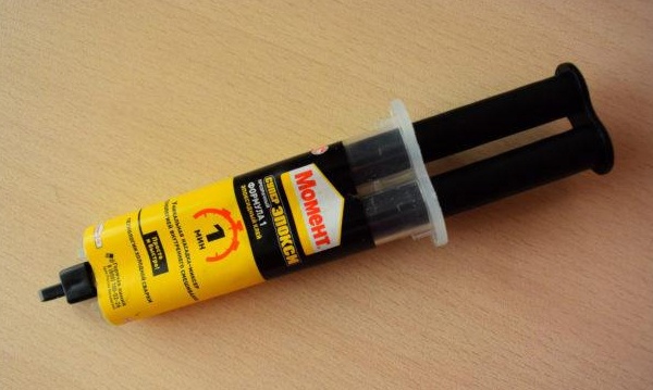 Эпоксидные клеи бытовые